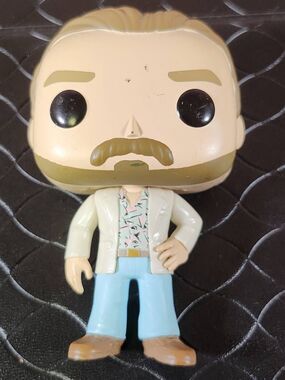 Funko Pop Stranger Things Hopper Vinyl Figure Date Night #801 #A28